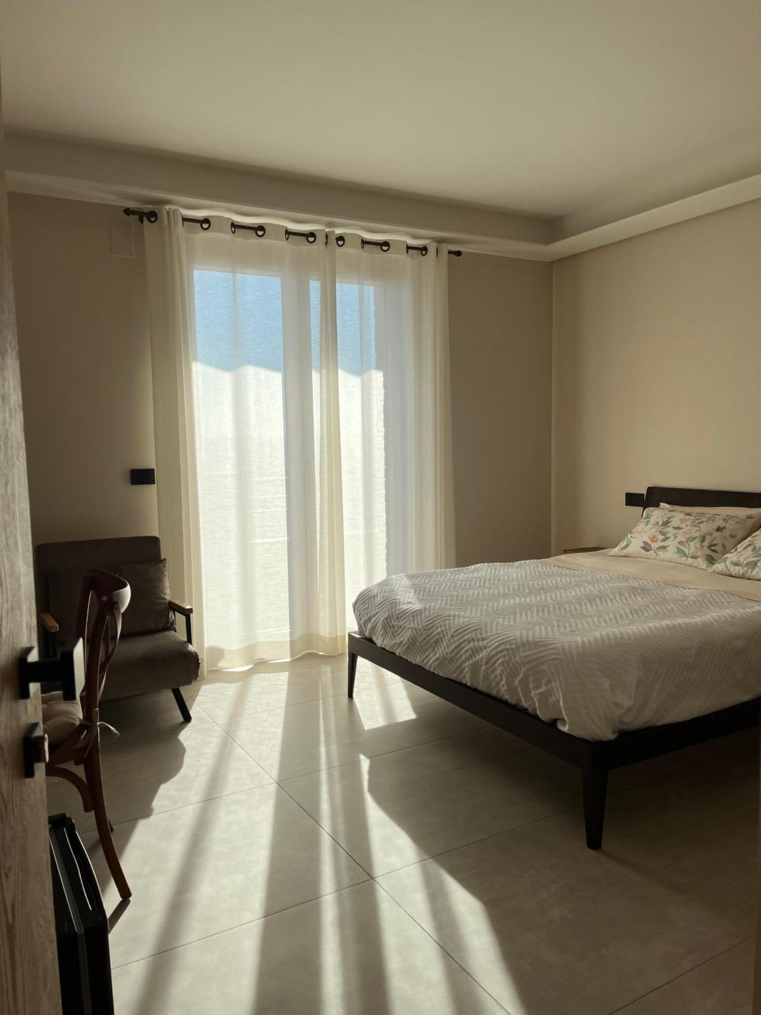 Seta Luxury Apartment Roseto Degli Abruzzi Bagian luar foto