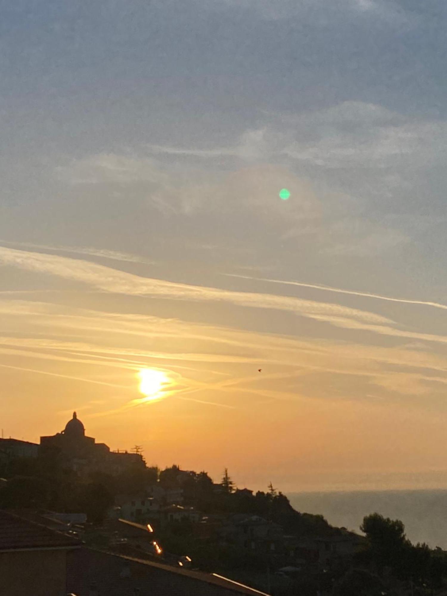 Seta Luxury Apartment Roseto Degli Abruzzi Bagian luar foto