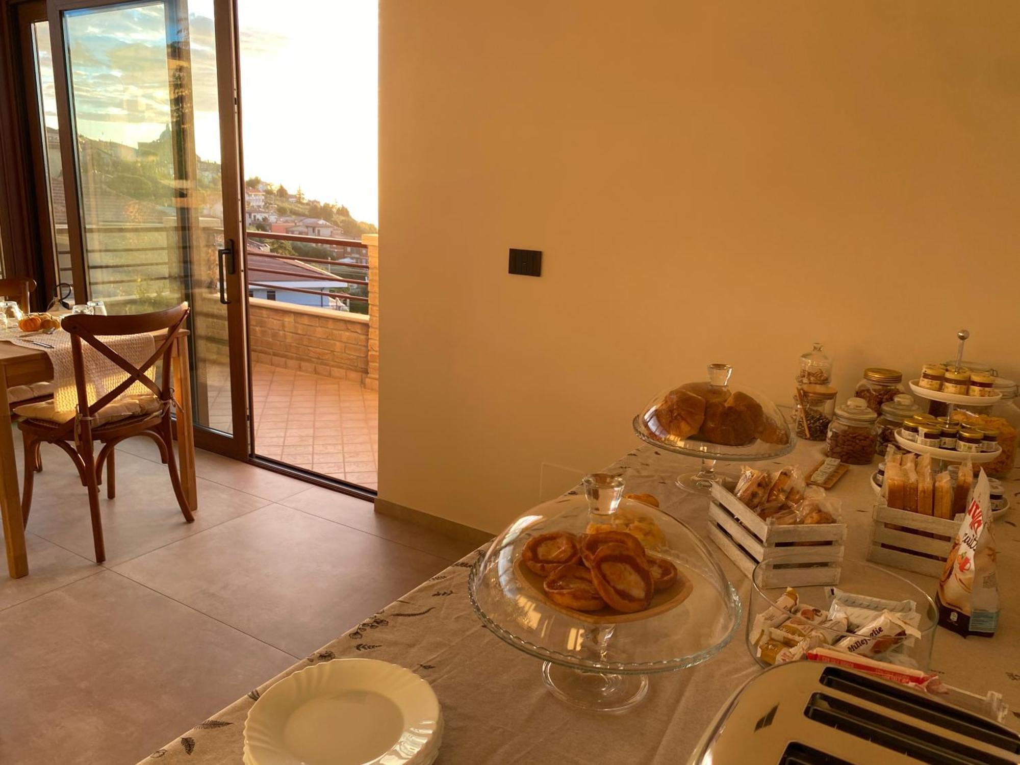 Seta Luxury Apartment Roseto Degli Abruzzi Bagian luar foto