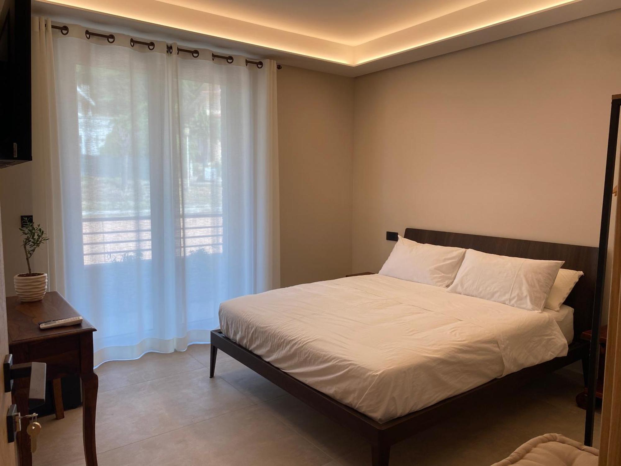 Seta Luxury Apartment Roseto Degli Abruzzi Bagian luar foto