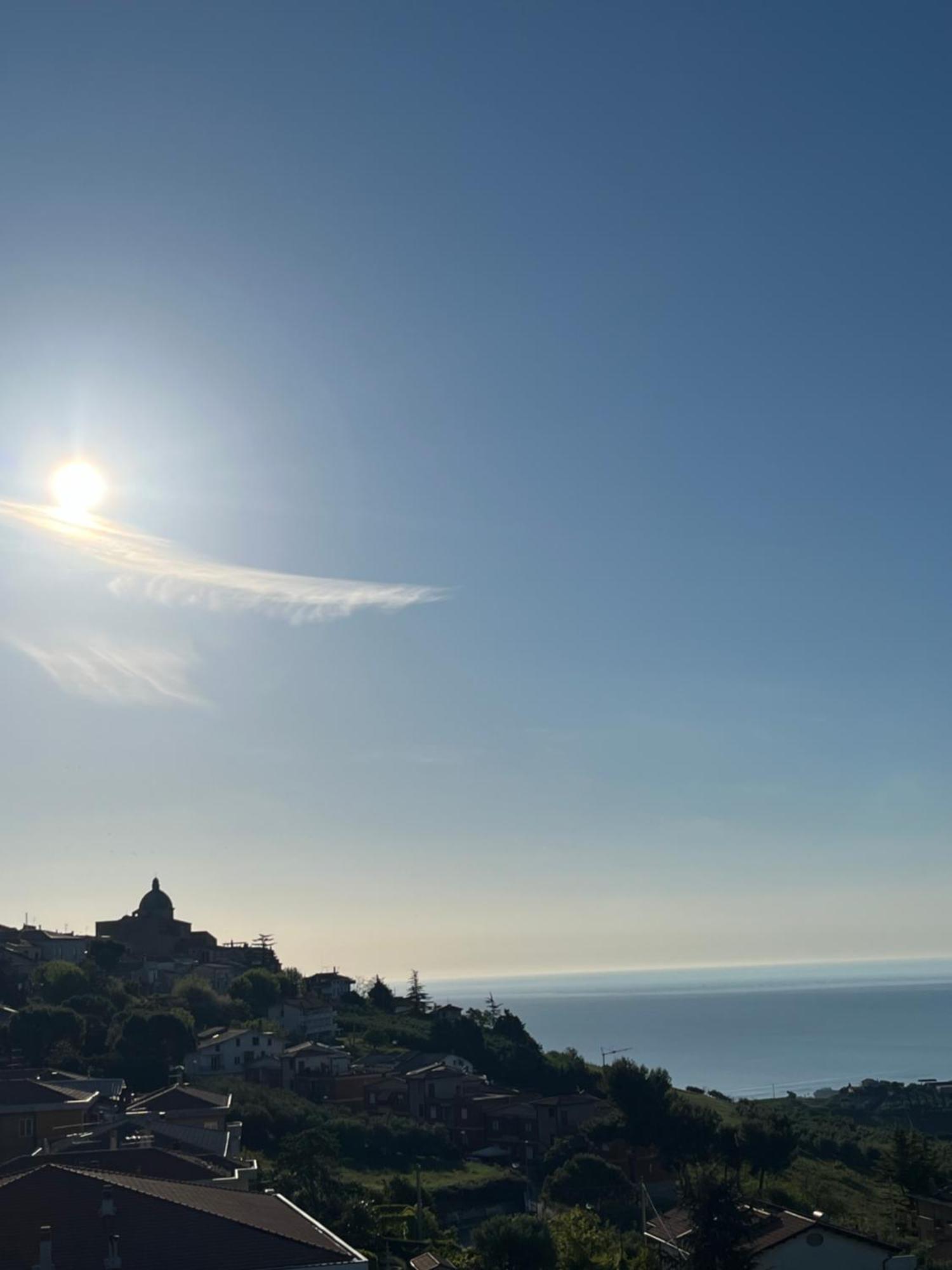 Seta Luxury Apartment Roseto Degli Abruzzi Bagian luar foto